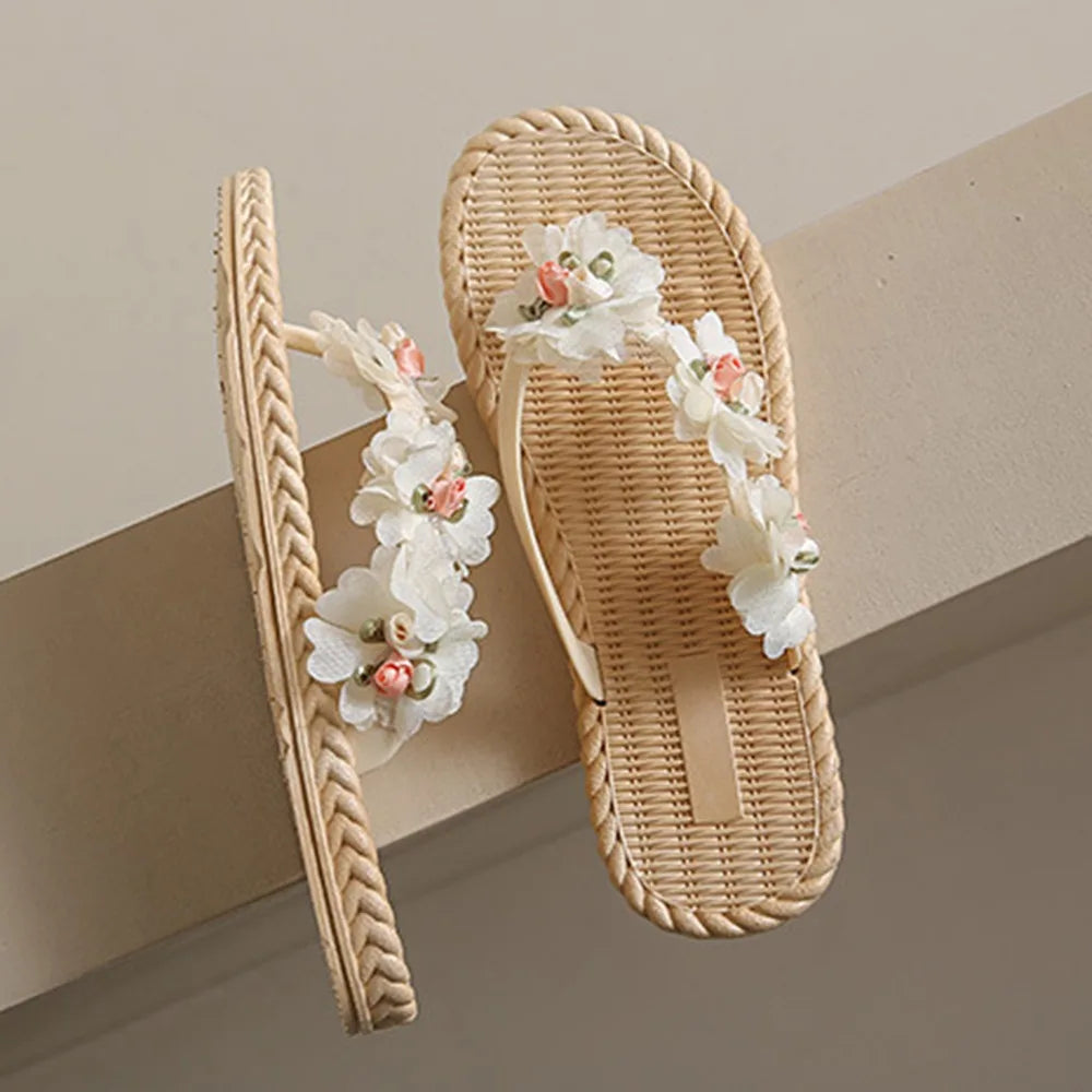 Fashion Sweet Women Flat Flip Flops Flower Anti Slip Beach Thong Sandals Home Shoes Soft Soles Platform Slippers Summer