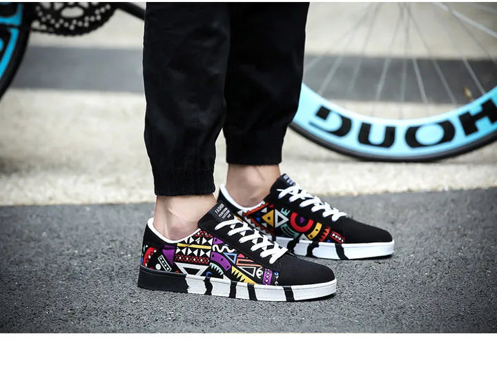 New Men Canvas Shoes Casual Flats Shoes 2024 Summer Fashion Comfortable Man Sneakers Non Slip Breathable Skateboard Shoes
