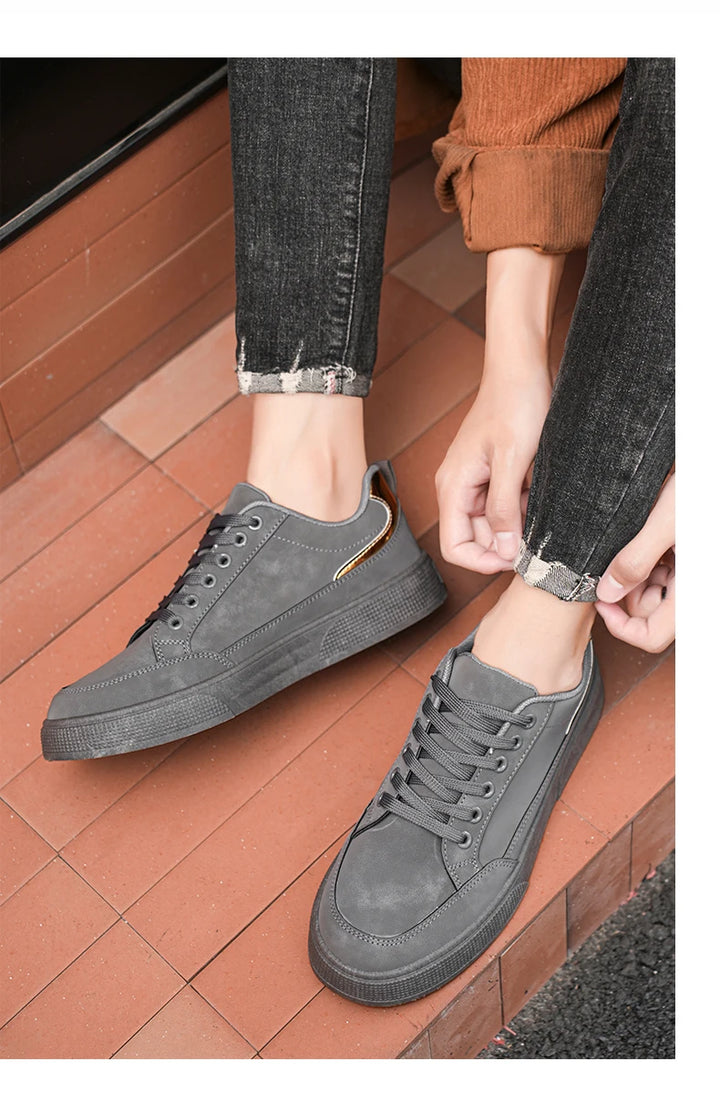 Fashion Brand Sneakers for Men Casual Shoes New Soft Comfortable Pu Leather Shoes Breathable Flats Shoes for Man tenis masculino