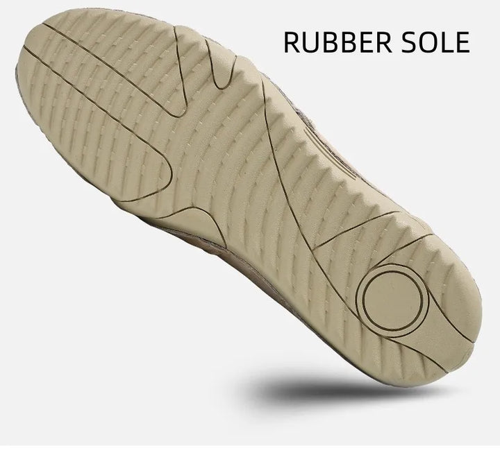 New Men Casual Shoes Leather Male High Top Sneakers Designer Fashion Loafers Lace Up Socks Shoes Men Ankle Boots ﻿