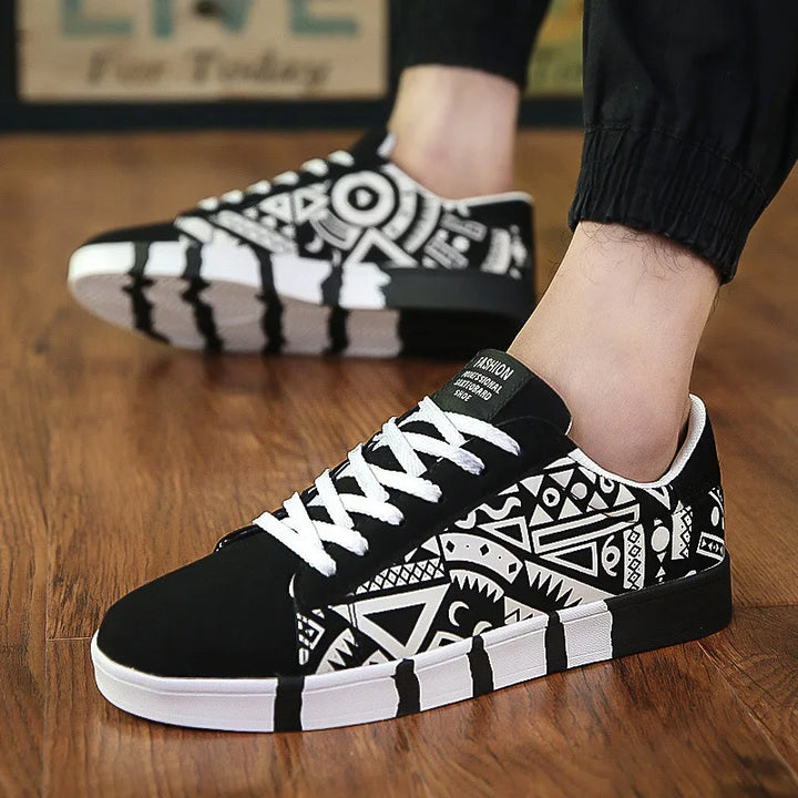 New Men Canvas Shoes Casual Flats Shoes 2024 Summer Fashion Comfortable Man Sneakers Non Slip Breathable Skateboard Shoes