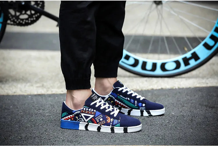 New Men Canvas Shoes Casual Flats Shoes 2024 Summer Fashion Comfortable Man Sneakers Non Slip Breathable Skateboard Shoes