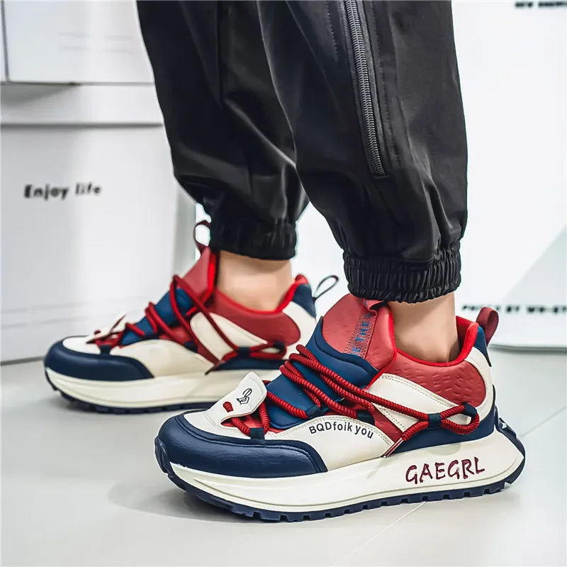 Men's fashion sports casual shoes breathable four seasons soft soled comfortable outdoor running shoes student lace up sneakers