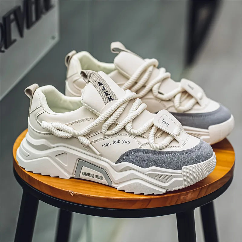 New Men's Casual Sneakers 2025 Spring Fashion Versatile Low-Top Skateboard Shoes for Men Suitable for Outdoor Sports