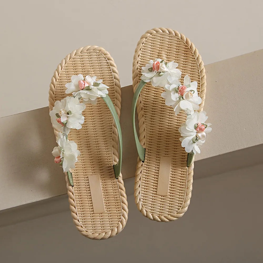 Fashion Sweet Women Flat Flip Flops Flower Anti Slip Beach Thong Sandals Home Shoes Soft Soles Platform Slippers Summer