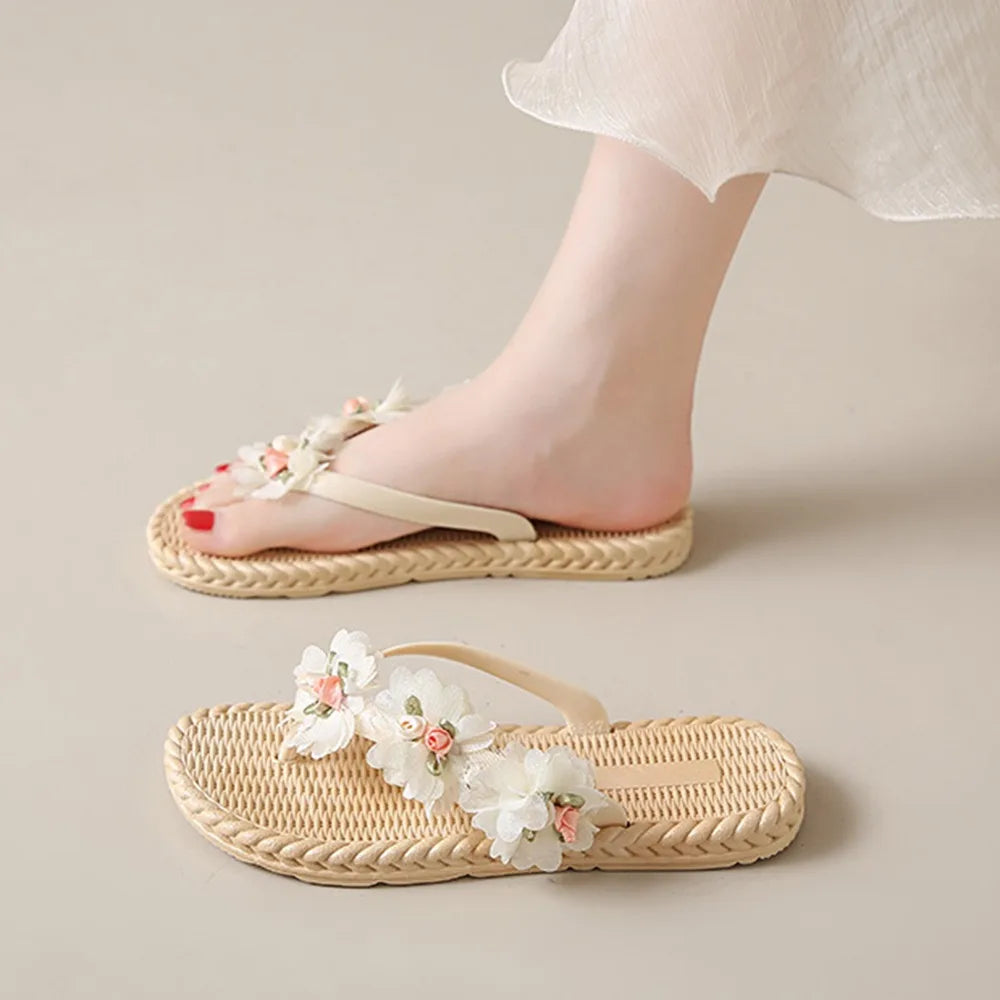 Fashion Sweet Women Flat Flip Flops Flower Anti Slip Beach Thong Sandals Home Shoes Soft Soles Platform Slippers Summer