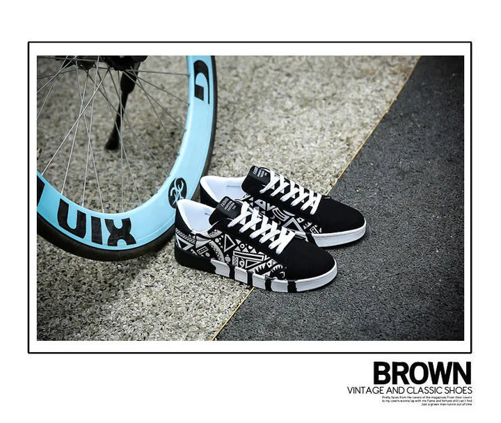 New Men Canvas Shoes Casual Flats Shoes 2024 Summer Fashion Comfortable Man Sneakers Non Slip Breathable Skateboard Shoes