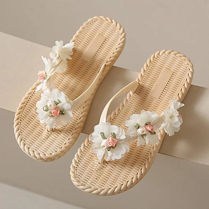 Fashion Sweet Women Flat Flip Flops Flower Anti Slip Beach Thong Sandals Home Shoes Soft Soles Platform Slippers Summer