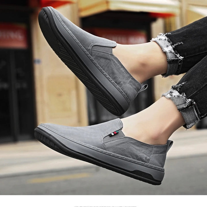 Casual Sneakers 2025 Breathable Casual Shoes for Men New Fashion Male Sport Shoes Breathable Gym Training Walking Tennis Shoes