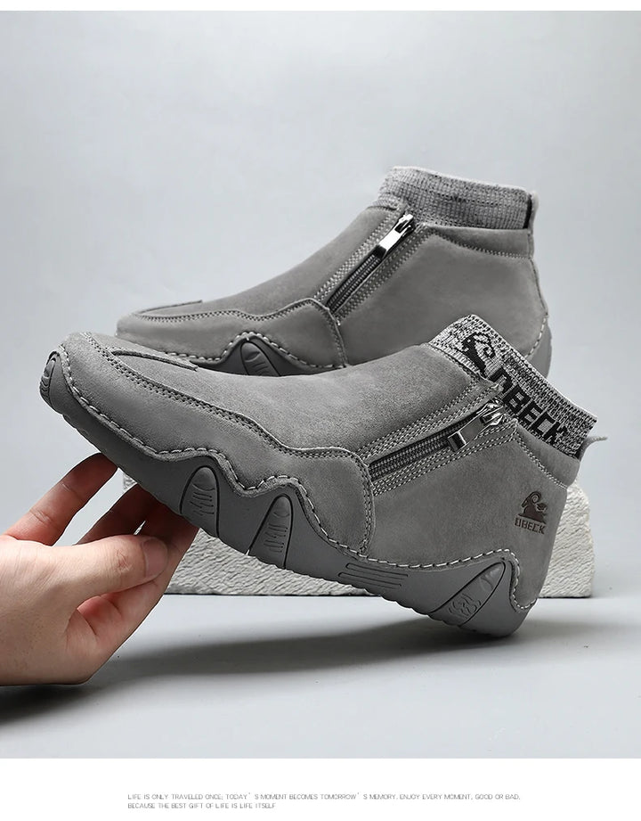 New Men Casual Shoes Leather Male High Top Sneakers Designer Fashion Loafers Lace Up Socks Shoes Men Ankle Boots ﻿